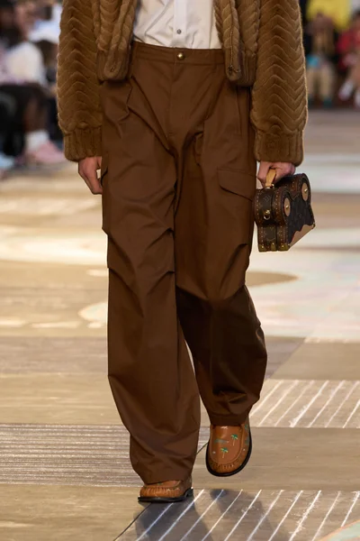 Look 135
